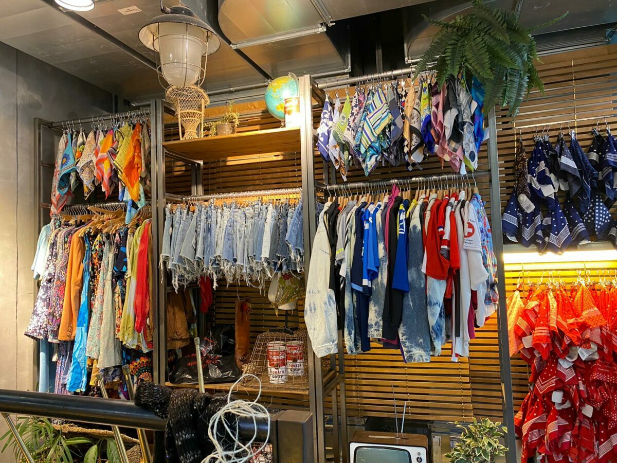 Mode kawaii dans le Marais | Friperie Boutique Kilo Shop Kawaii du Marais